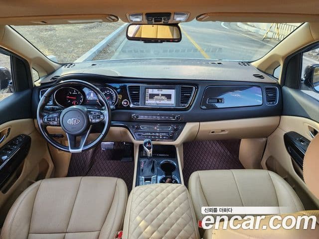 Kia The / новый New Carnival Noblesse, 2019 10