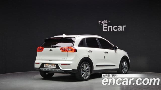 Kia Niro Noblesse, 2017 2