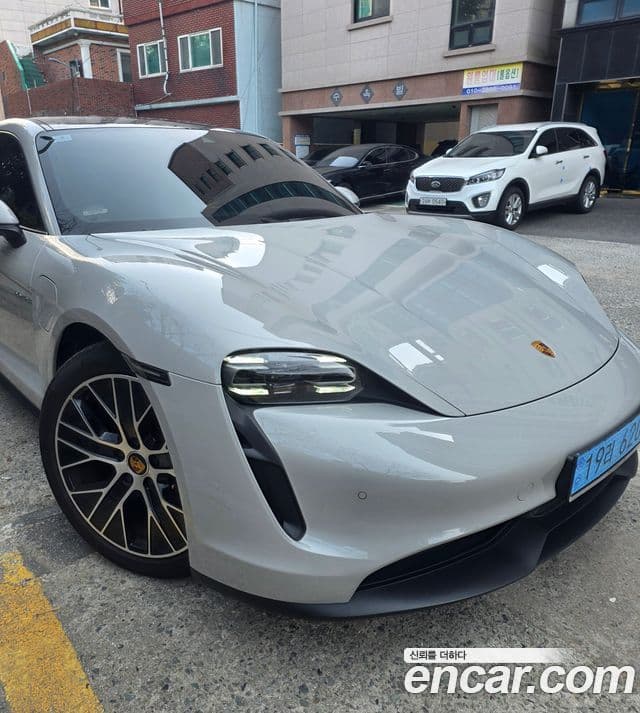 Porsche 타이칸 базовый, 2023 4