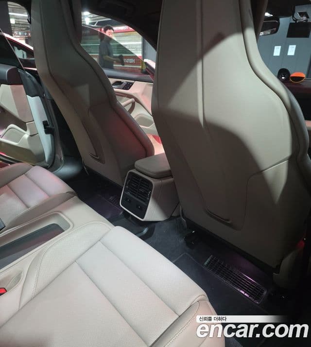 Porsche 타이칸 базовый, 2023 12