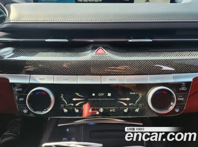 Genesis G80 (RG3) бензин 3.5 турбо 2WD, 2024 12