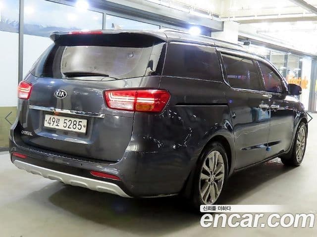 Kia All New Carnival Prestige, 2018 4