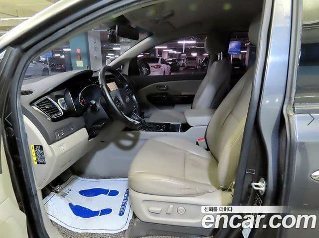 Kia All New Carnival Prestige, 2018 6