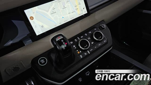 Land Rover Defender (L663) 110 D250 SE, 2022 9