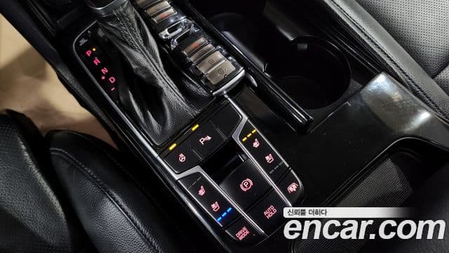 Kia All New K7 3.0 LPI Prestige (арендный автомобиль), 2017 12