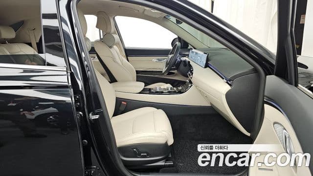 Genesis GV70, 2025 11