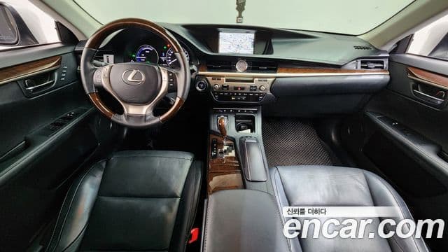 Lexus New ES300h XV60, 2014 7