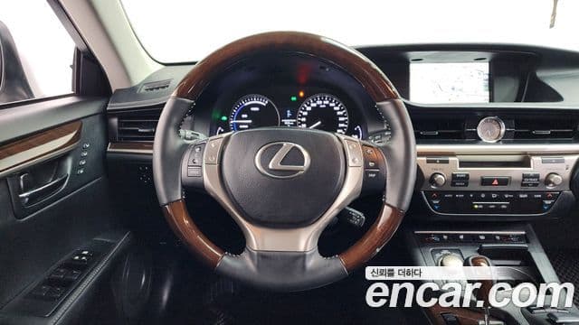 Lexus New ES300h XV60, 2014 13