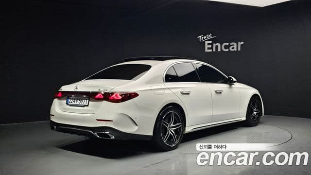 Mercedes-Benz E-класс W214 AMG Line, 2024 2