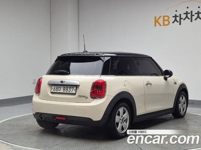 Mini Cooper D 3세대, 2015 3