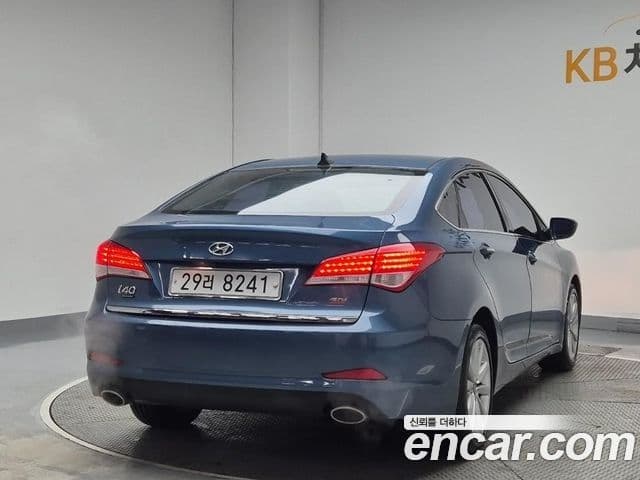 Hyundai i40 살룬 Modern, 2012 3