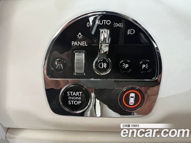 Rolls-Royce Cullinan, 2022 11