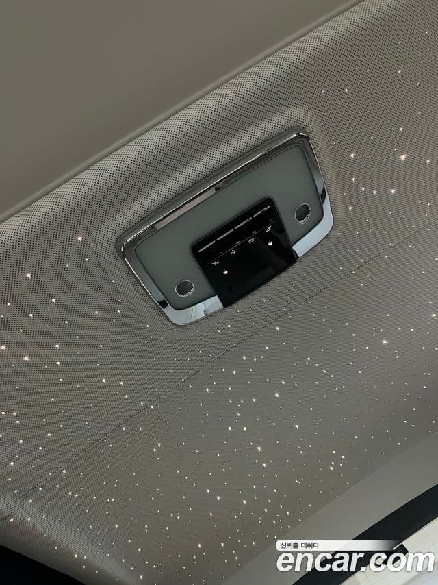 Rolls-Royce Cullinan, 2022 15