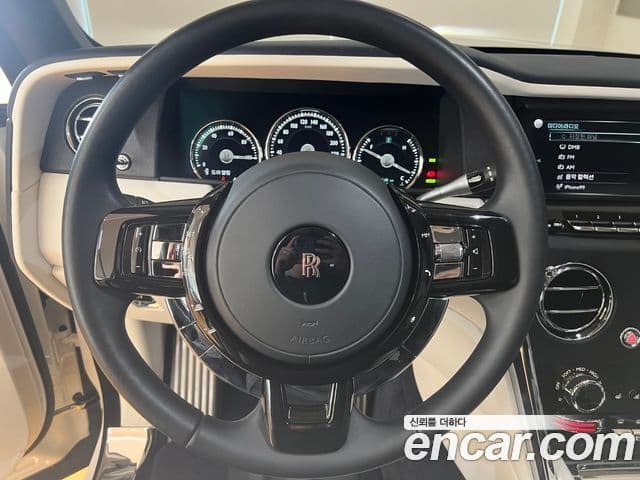 Rolls-Royce Cullinan, 2022 17