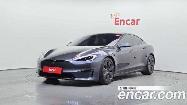 Tesla модель S, 2023 1