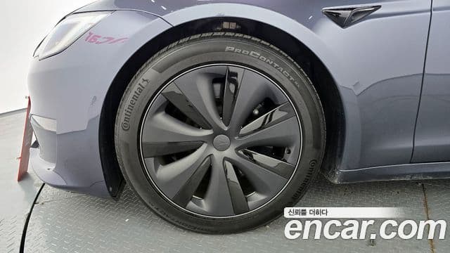 Tesla модель S, 2023 все фото