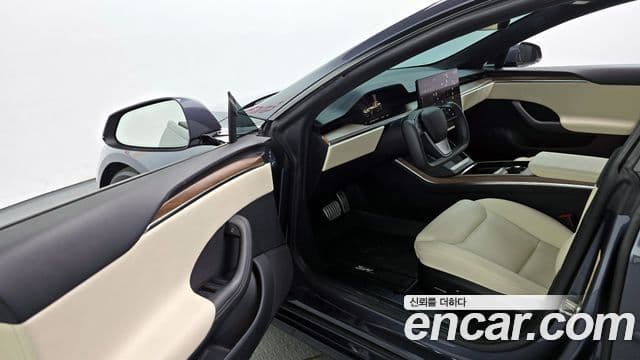 Tesla модель S, 2023 10