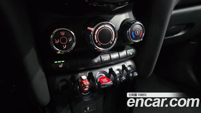 Mini Cooper 3세대, 2023 16