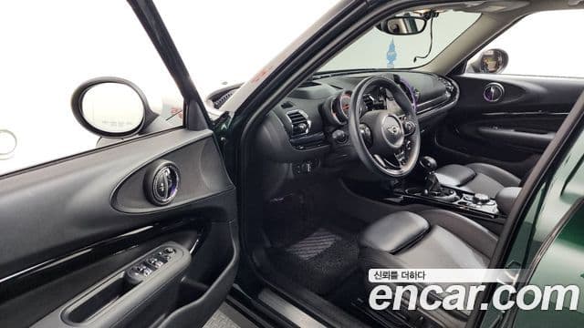 Mini Cooper 클럽맨 2세대, 2017 10