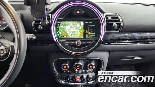 Mini Cooper 클럽맨 2세대, 2017 15