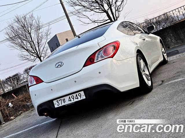 Hyundai Genesis купе 200 турбо D, 2010 2