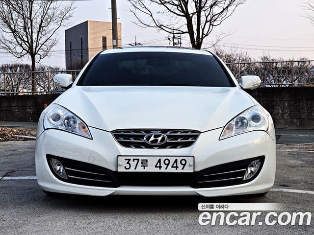 Hyundai Genesis купе 200 турбо D, 2010 3