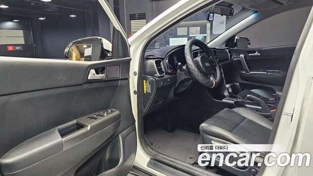 Kia Sportage 4세대 дизель 1.7 2WD Trendy, 2018 11