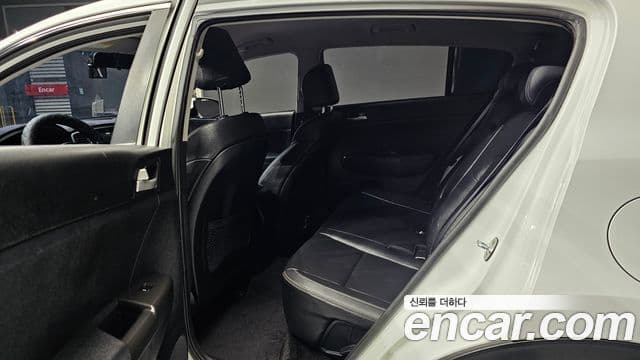 Kia Sportage 4세대 дизель 1.7 2WD Trendy, 2018 13