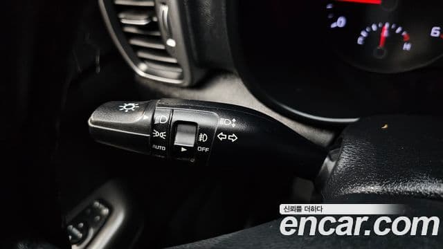 Kia Sportage 4세대 дизель 1.7 2WD Trendy, 2018 19