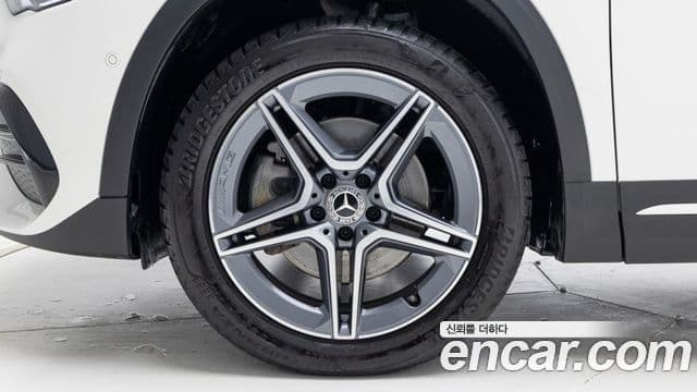 Mercedes-Benz GLA-класс H247 GLA250 4MATIC, 2023 все фото