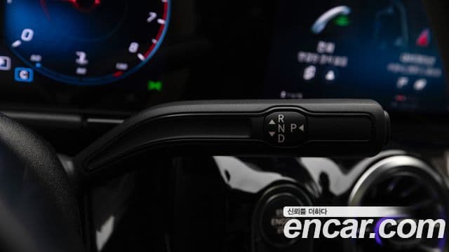 Mercedes-Benz GLA-класс H247 GLA250 4MATIC, 2023 9