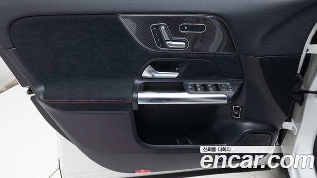 Mercedes-Benz GLA-класс H247 GLA250 4MATIC, 2023 12