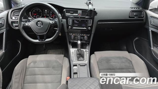 Volkswagen Гольф 7세대, 2014 7