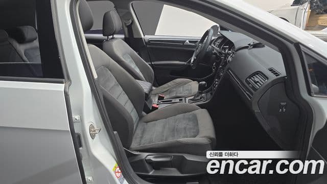 Volkswagen Гольф 7세대, 2014 10