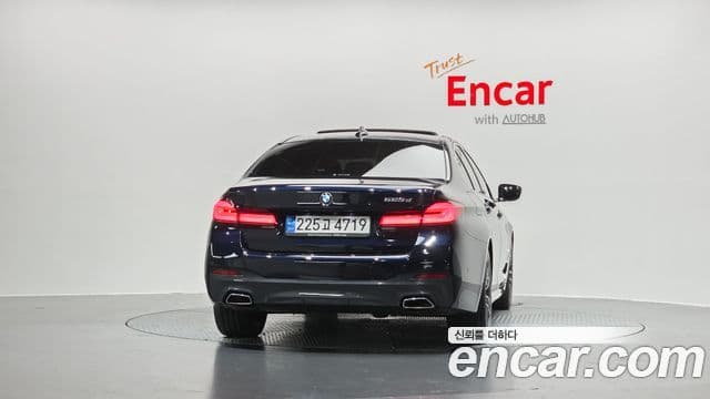 BMW 5시리즈 (G30) 523d M Sport, 2021 4