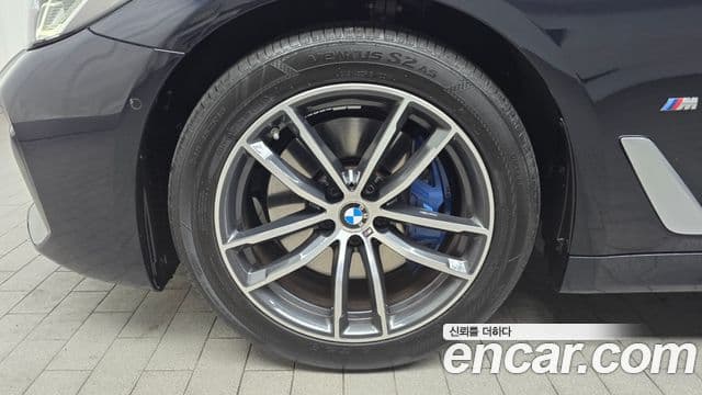 BMW 5시리즈 (G30) 523d M Sport, 2021 все фото