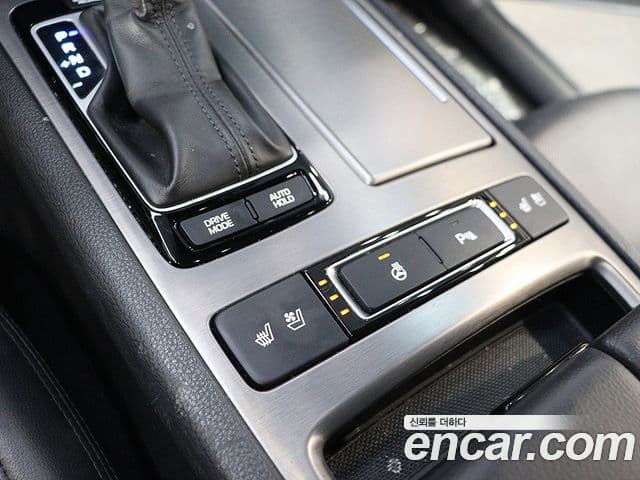 Hyundai Genesis DH Modern, 2016 10