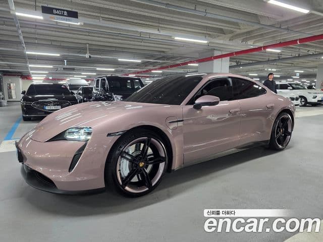Porsche 타이칸 4S, 2024 3