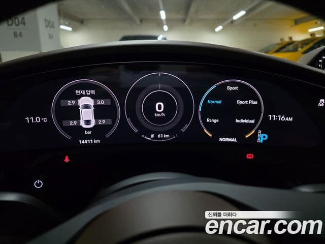 Porsche 타이칸 4S, 2024 8