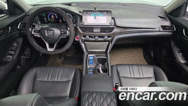 Honda Accord 10세대 2.0 гибрид Туринг (Touring), 2020 7