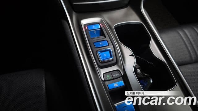 Honda Accord 10세대 2.0 гибрид Туринг (Touring), 2020 9