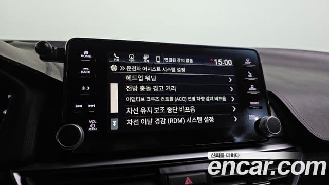 Honda Accord 10세대 2.0 гибрид Туринг (Touring), 2020 16