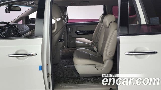 Kia All New Carnival Prestige, 2018 11