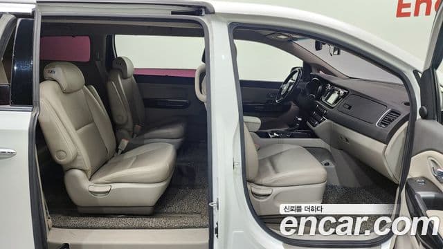 Kia All New Carnival Prestige, 2018 12