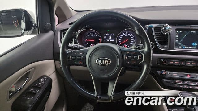 Kia All New Carnival Prestige, 2018 14