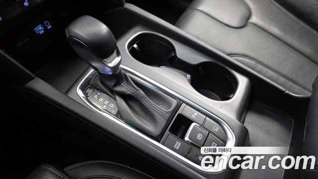 Hyundai Santa Fe TM Exclusive, 2019 9