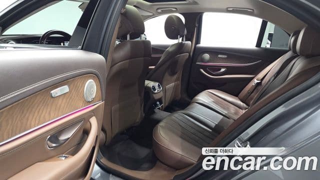 Mercedes-Benz E-класс W213 Exclusive, 2017 12