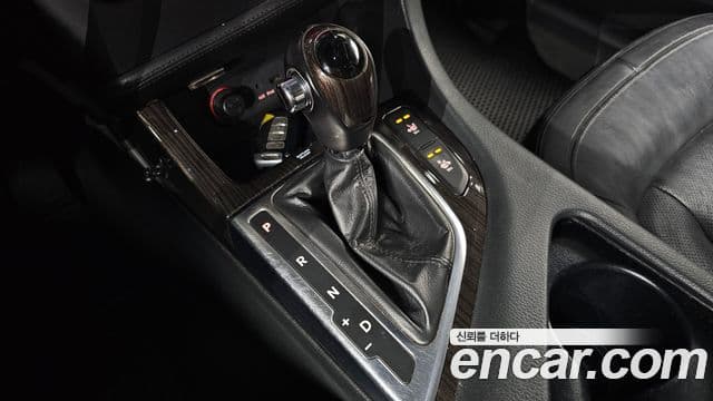 Kia K5 Prestige, 2012 9