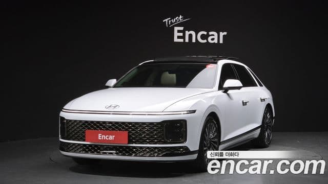 Hyundai Grandeur (GN7) Calligraphy, 2024 1