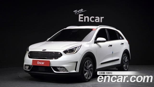 Kia Niro Noblesse, 2018 1